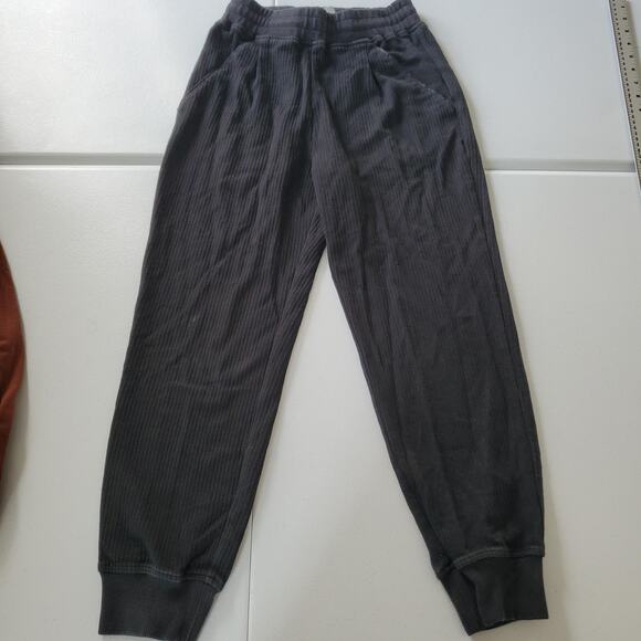 Varley Pants Womens Small Black Ribbed Joggers Cuffed Sweatpants Lounge Cozy - Picture 1 of 8